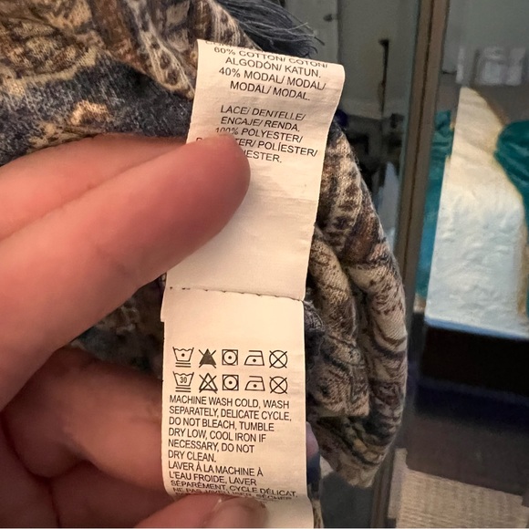 Lucky Brand - Tasseled Tank Top - Picture 7 of 9